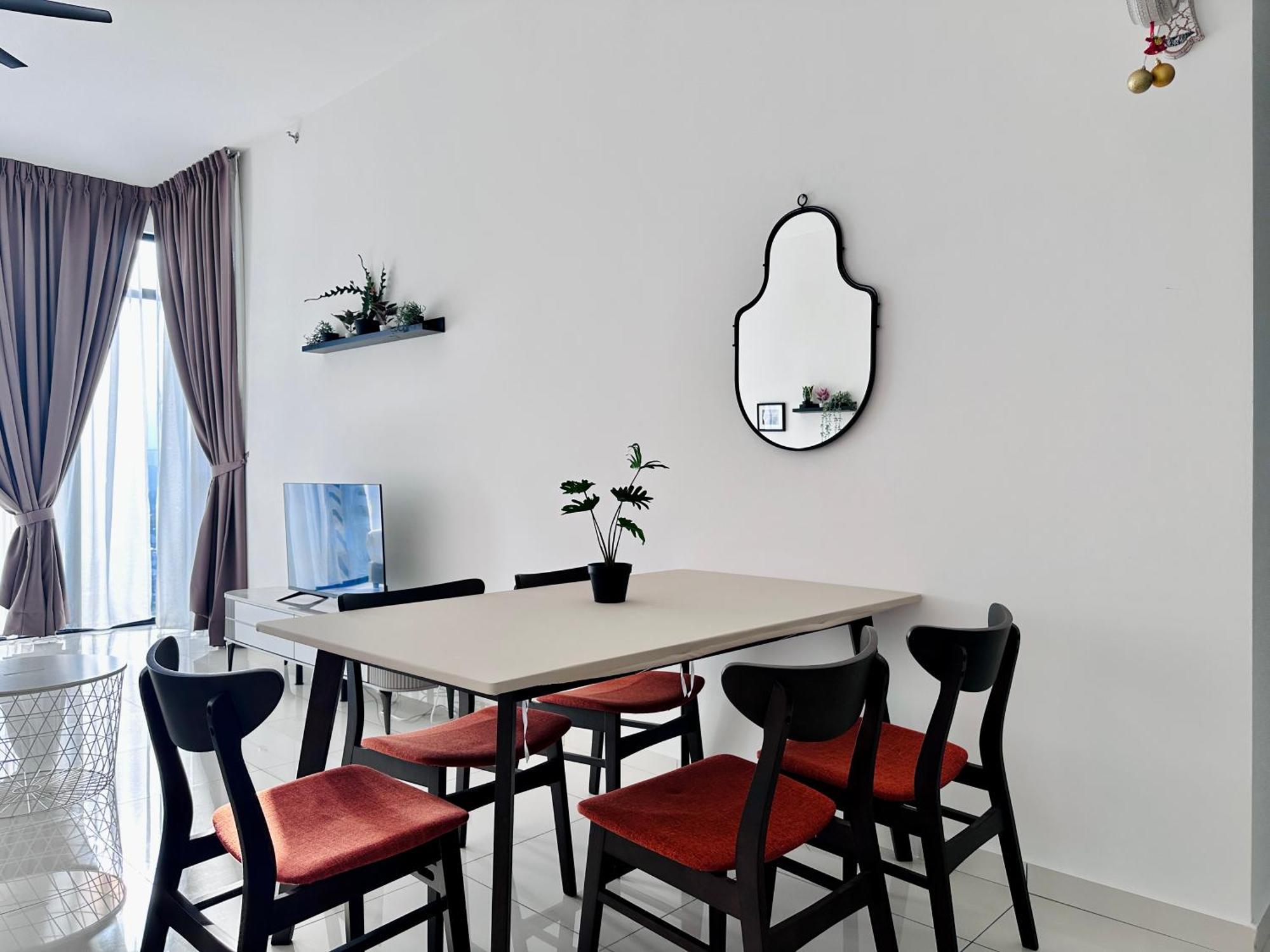 New 2Br Georgetown Warm And Lovely Homestay 10Pax-无敌美景两房民宿 Beacon Executive Suite Экстерьер фото