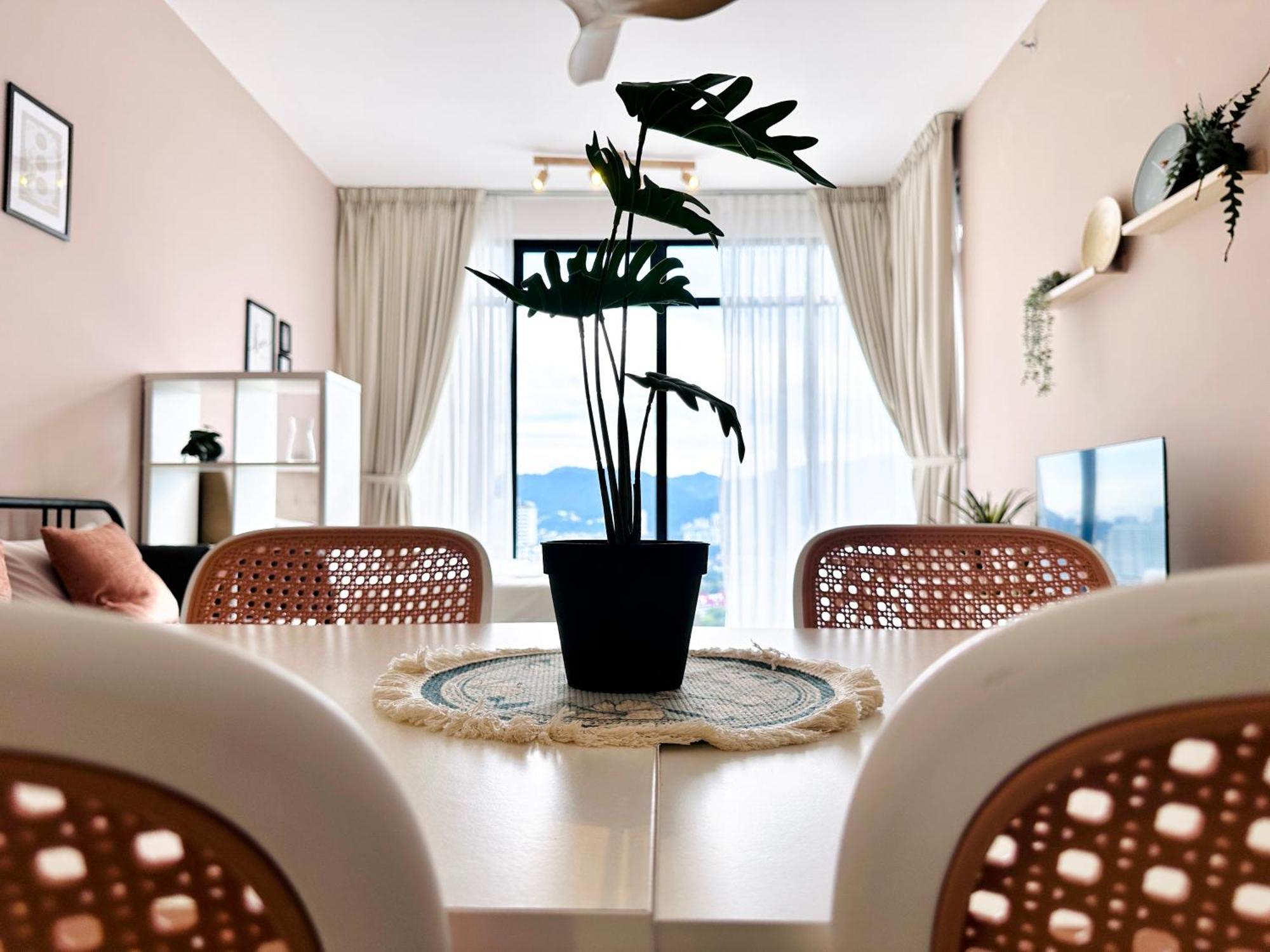 New 2Br Georgetown Warm And Lovely Homestay 10Pax-无敌美景两房民宿 Beacon Executive Suite Экстерьер фото