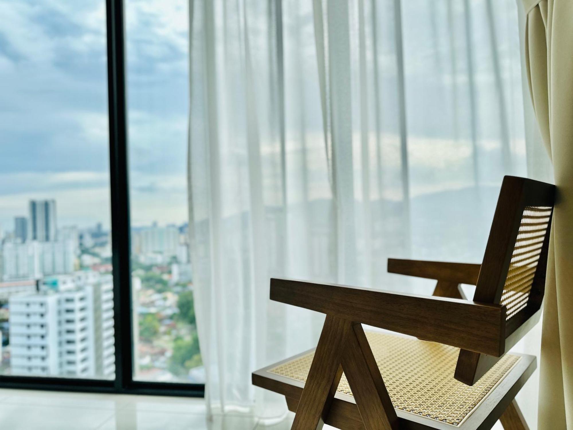 New 2Br Georgetown Warm And Lovely Homestay 10Pax-无敌美景两房民宿 Beacon Executive Suite Экстерьер фото