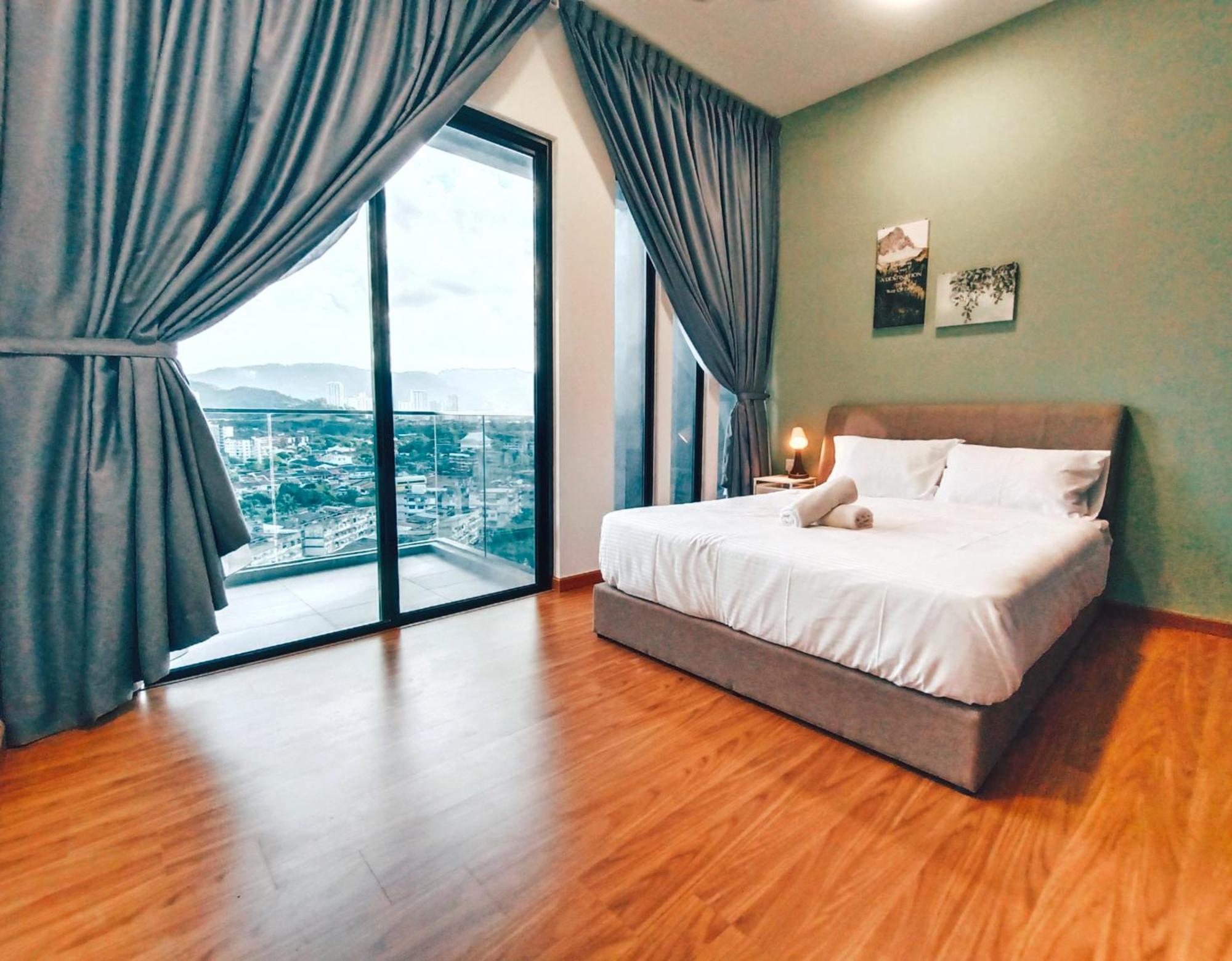 New 2Br Georgetown Warm And Lovely Homestay 10Pax-无敌美景两房民宿 Beacon Executive Suite Экстерьер фото