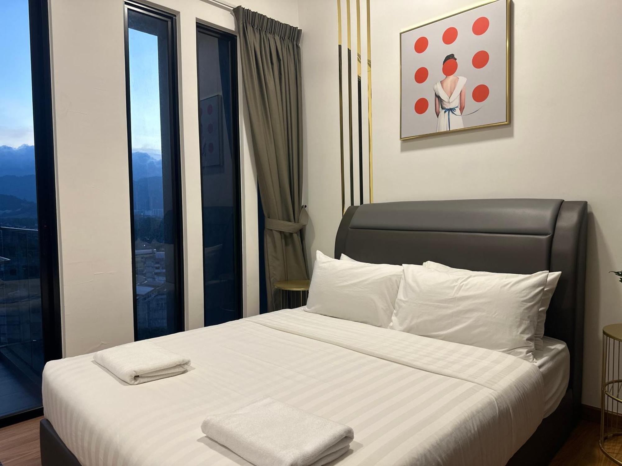 New 2Br Georgetown Warm And Lovely Homestay 10Pax-无敌美景两房民宿 Beacon Executive Suite Экстерьер фото
